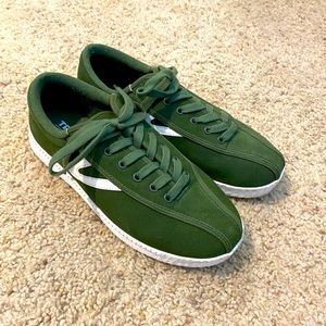 Tretorn Women’s Leather Suede Lace-up Sneakers